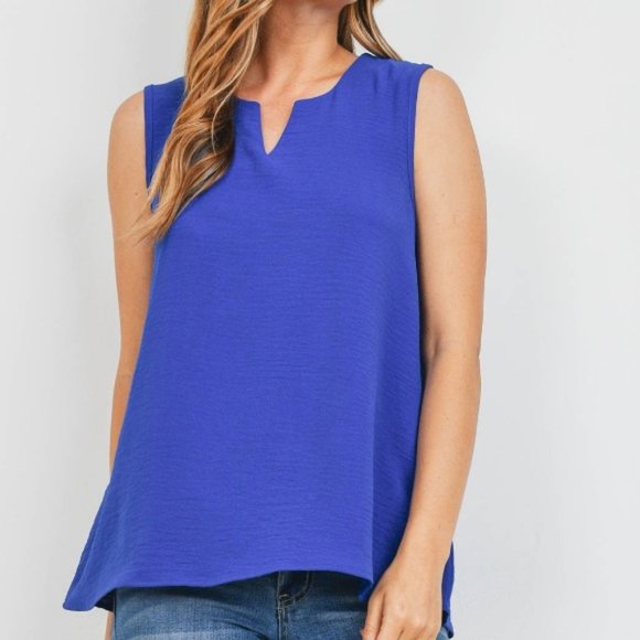 Plus Size Solid Split Neck Sleeveless Blouse Olive - Picture 2 of 11